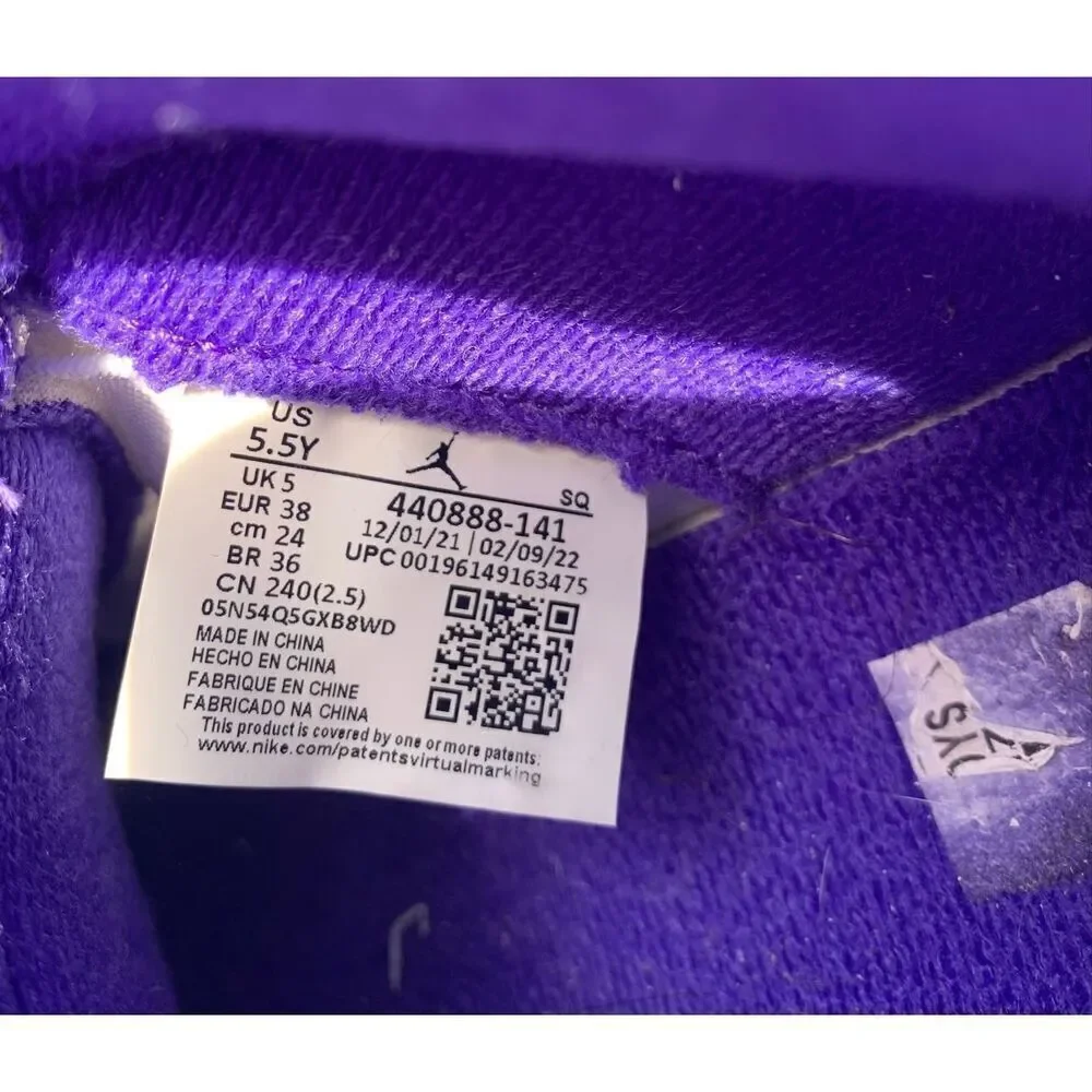 Air Jordan 440888-141 White Purple Nike Gym Sneakers Shoes YOUTH UNISEX sz 5.5
